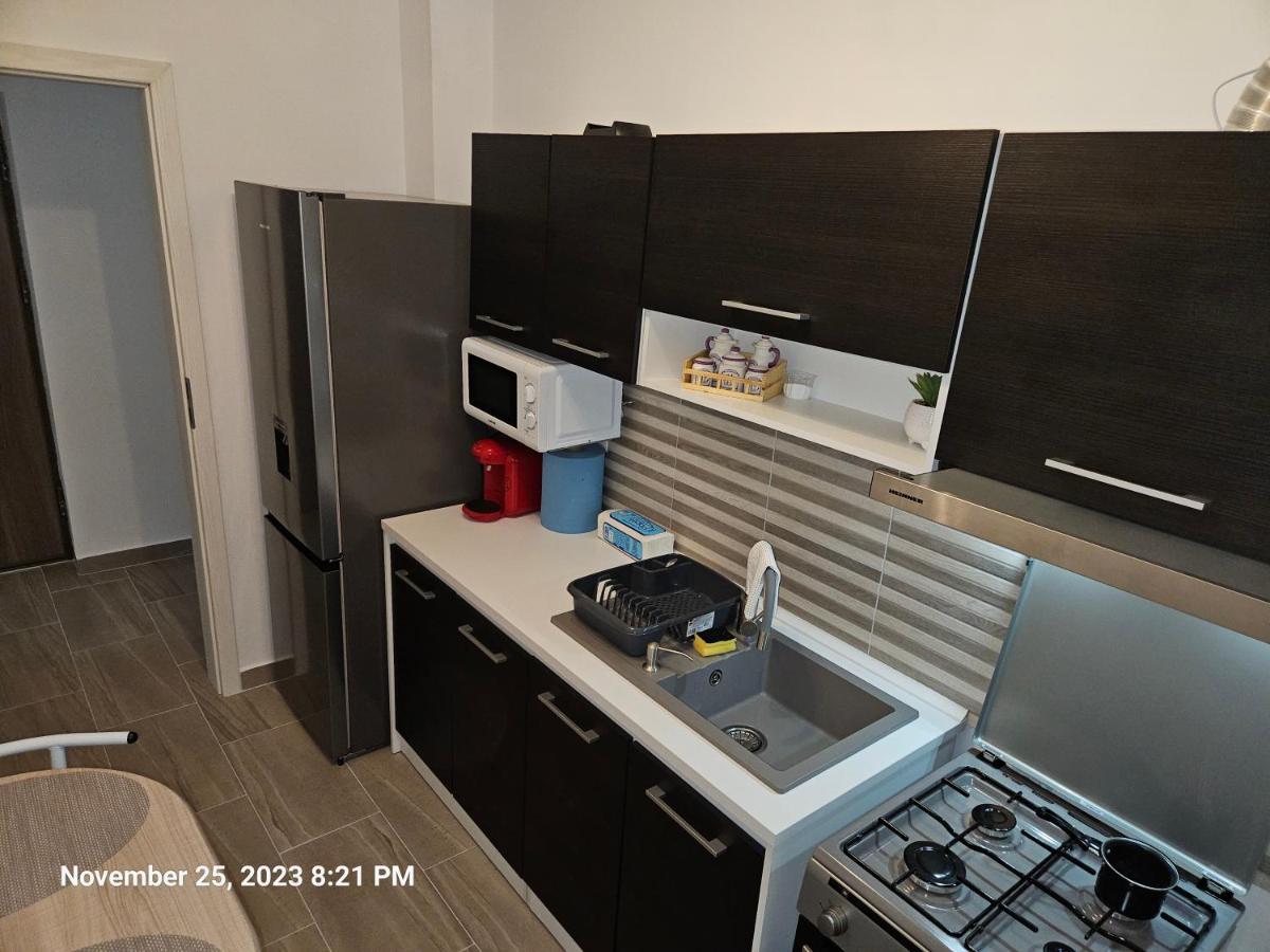 Garsoniera Militari Apartment